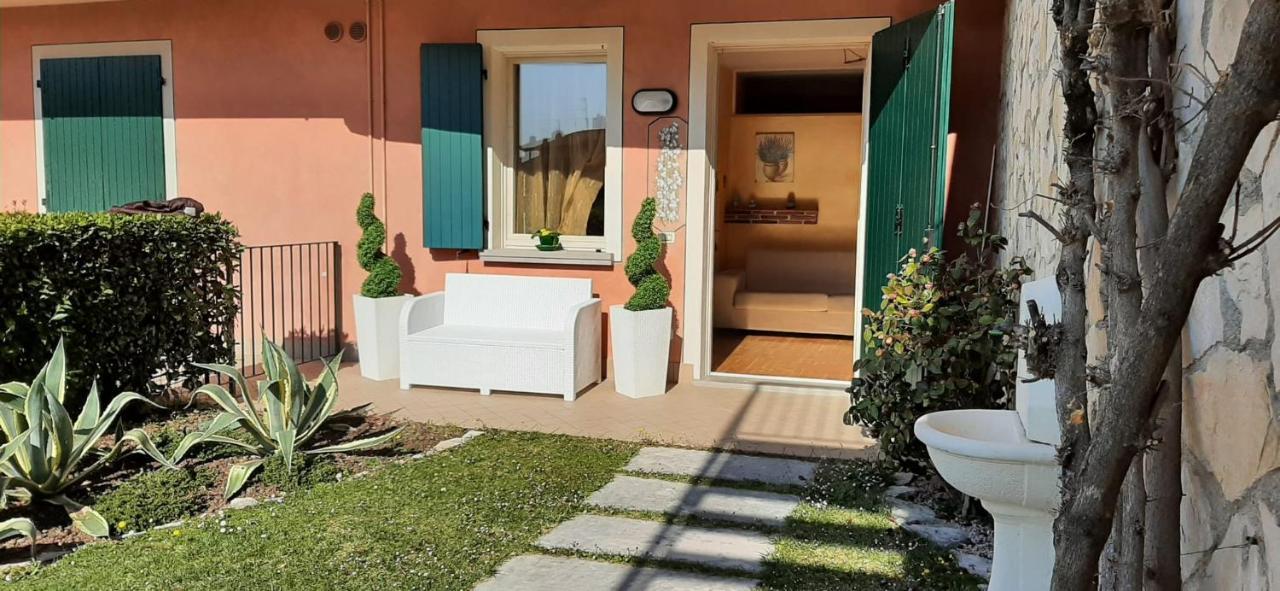 Holiday House Sole Salo Exterior photo